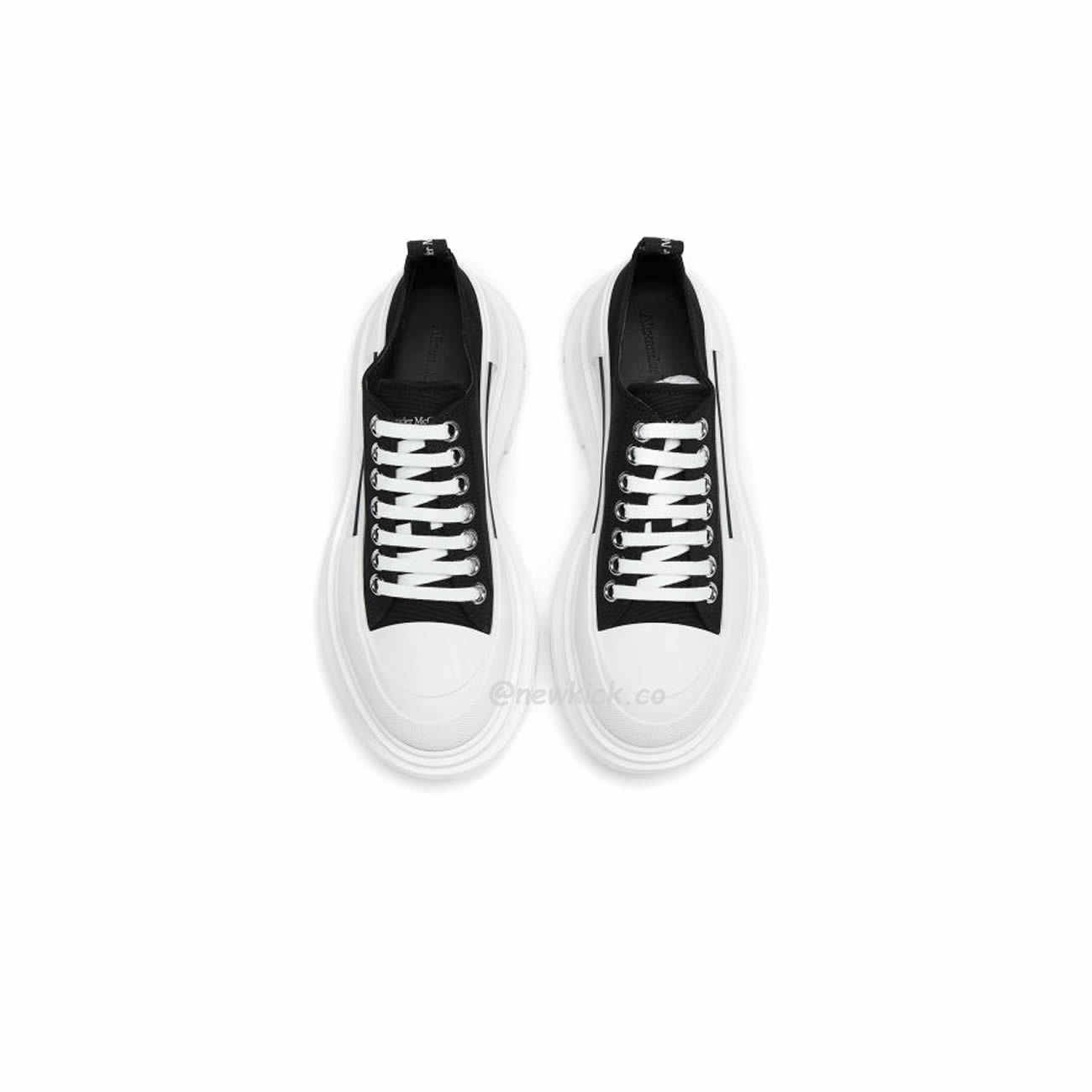 Alexander Mcqueen Tread Slick Low Lace Up Black White (5) - newkick.app